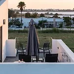 Salt View